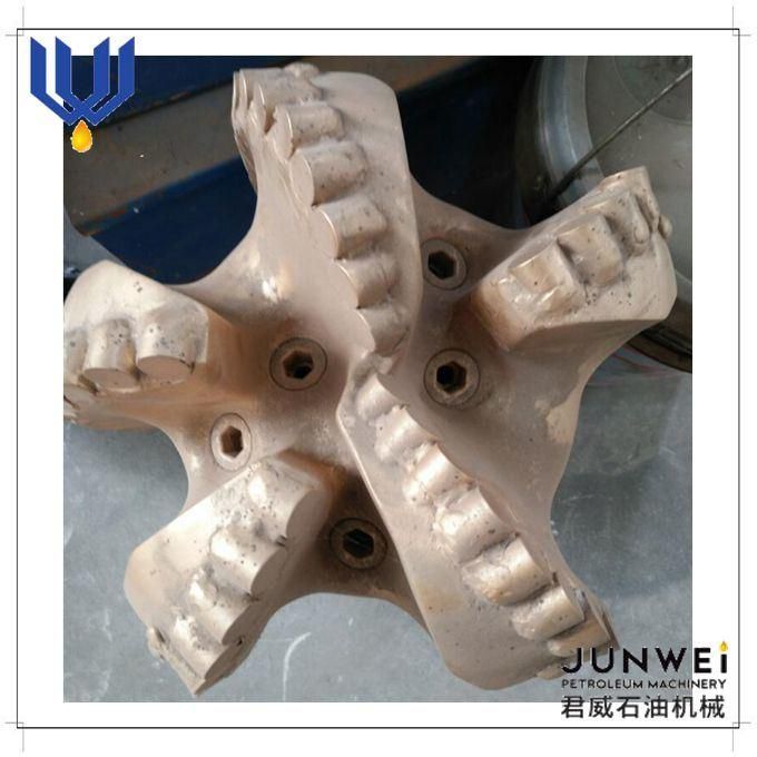 API 12 1/4′′ PDC Matrix Body Bit