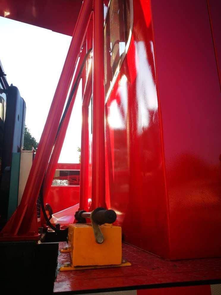 Rear Mounted Swabbing Unit 1200m Suction Unit Extract Oil Production Truck Oil Recovery Zyt Petroleum