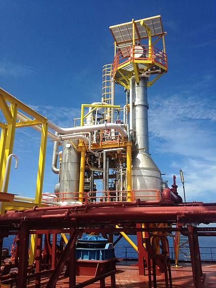 Low Pressure Petroleum and Gas Recovery System for Offshore Platform